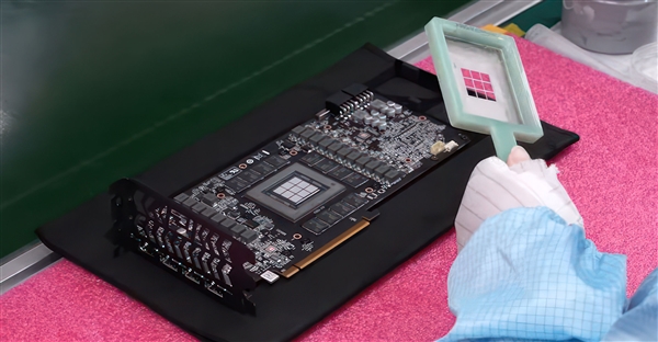 撼迅AMD显卡抹错硅脂 温度高达110℃！曝生产线自证清白
